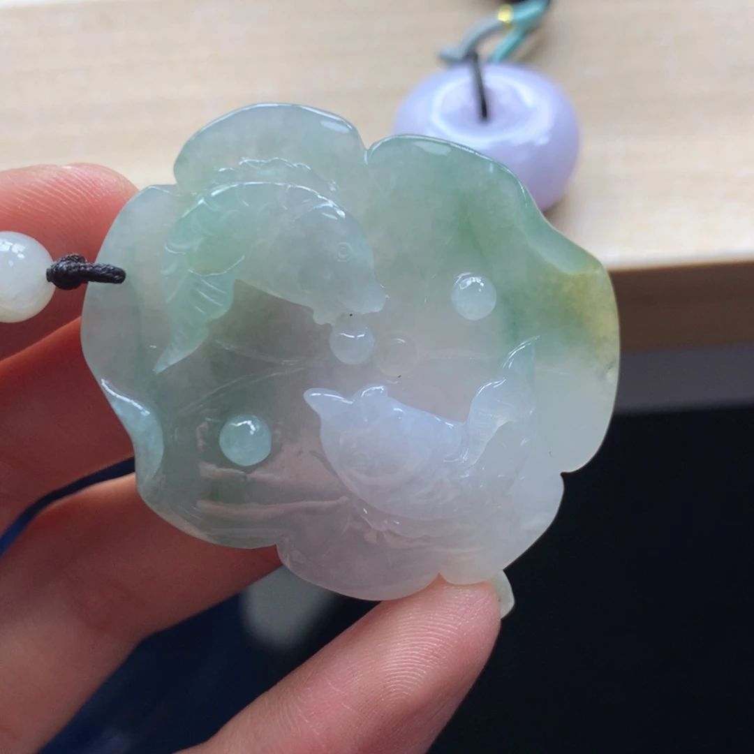 颈饰未镶嵌翡翠吊坠