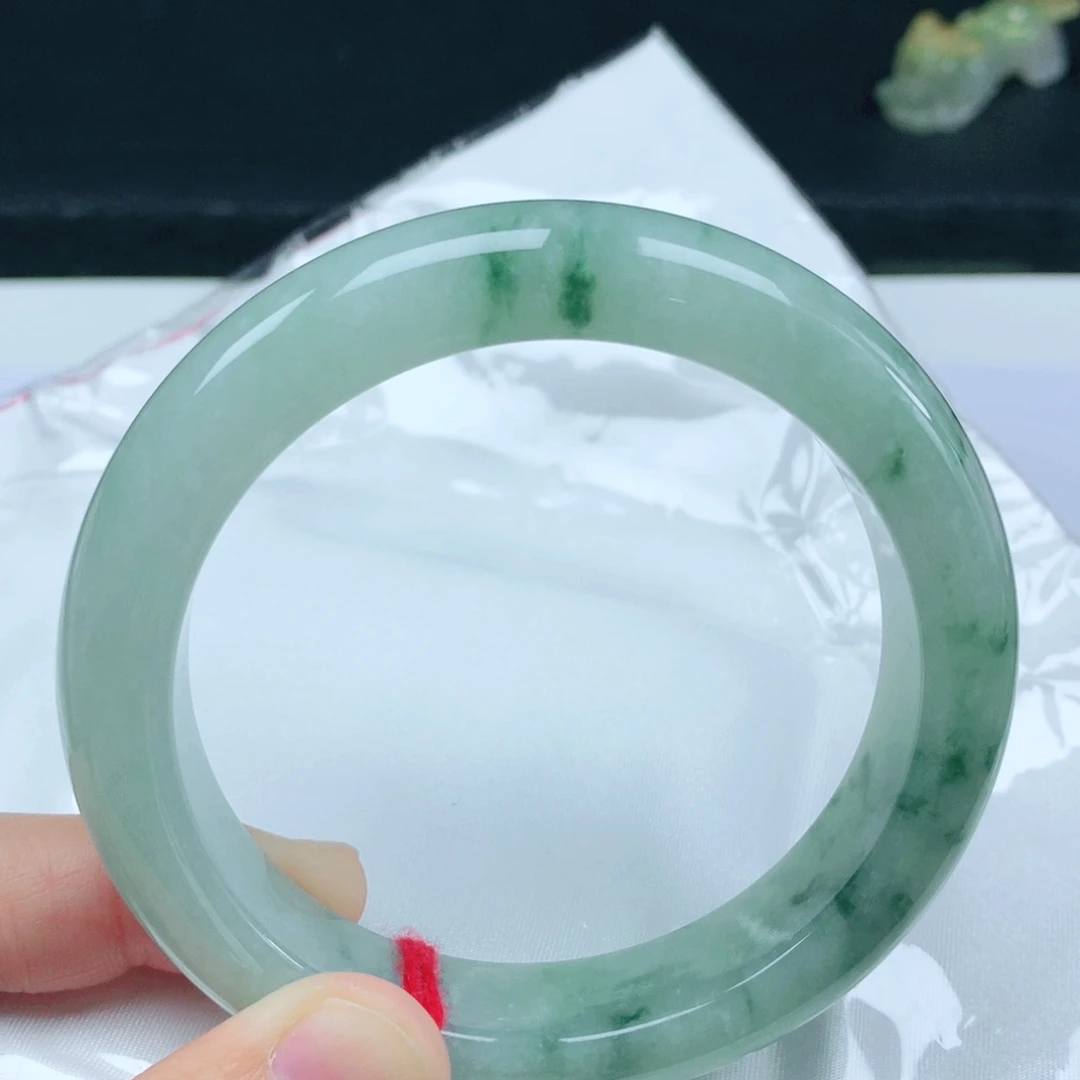 翡翠手镯未镶嵌61