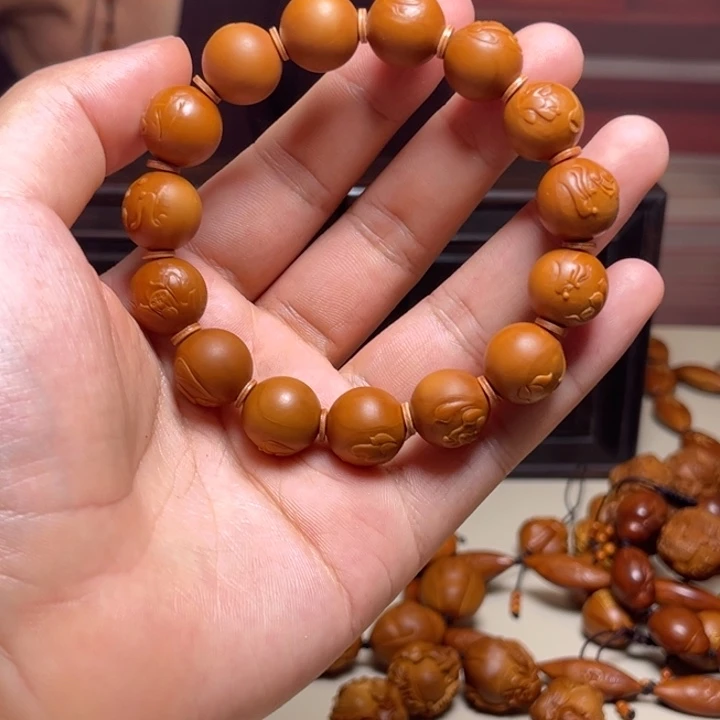 手串橄榄核无相佛