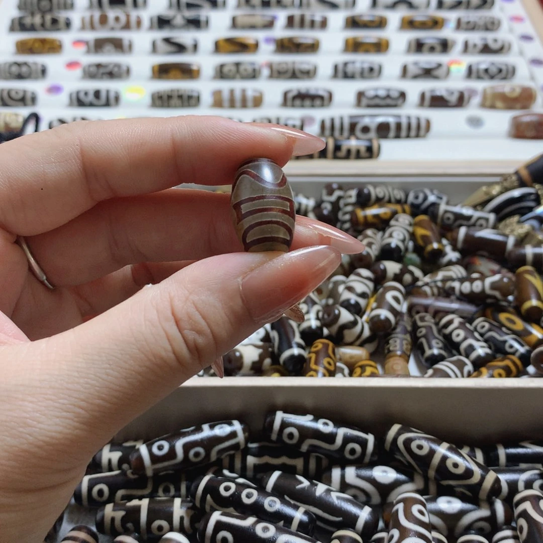 未镶嵌颈饰玛瑙/玉髓