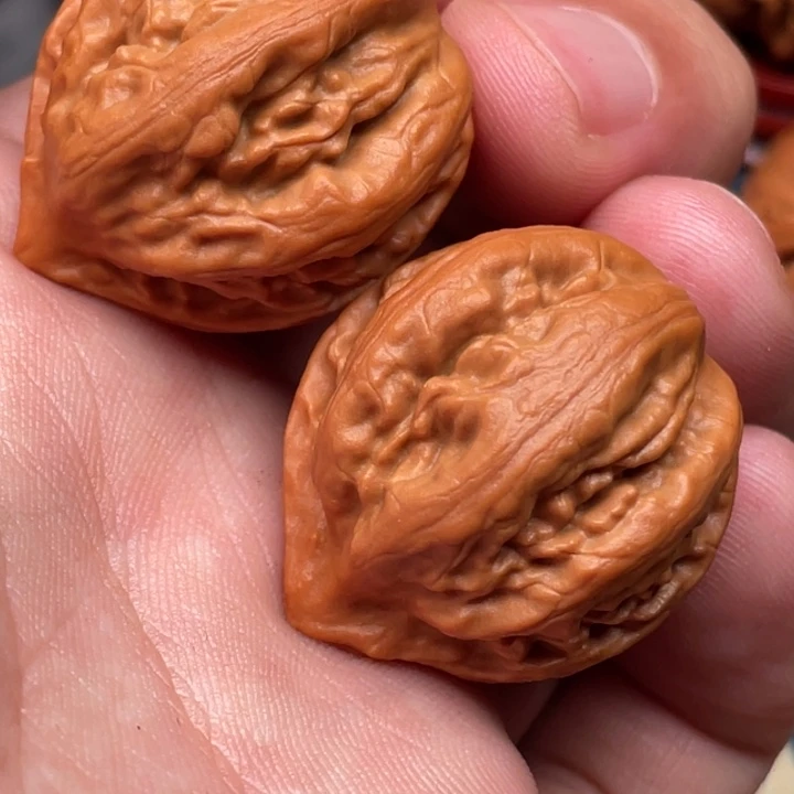 文玩核桃把件赤龙