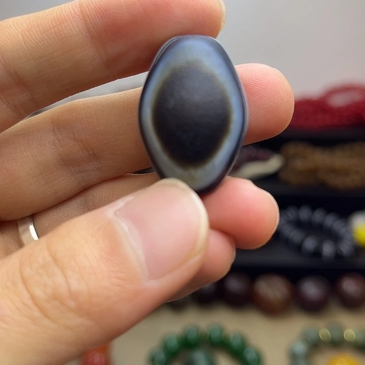 玛瑙/玉髓未镶嵌玛瑙珠子1111