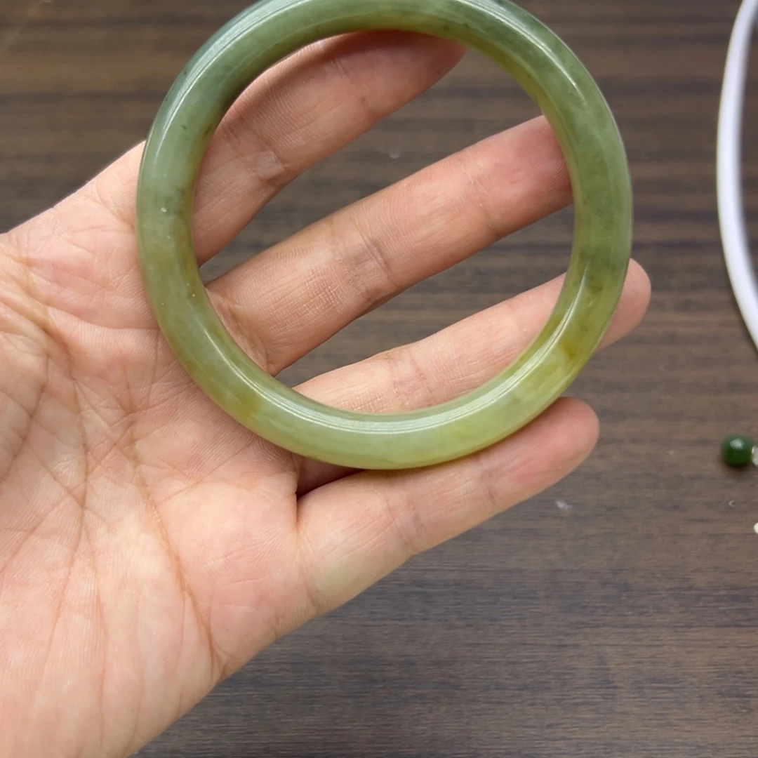 和田玉未镶嵌手镯60.9圈围157