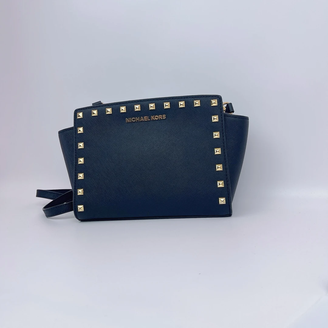 箱包/单肩包 迈克高仕 黑色单肩背包底长22 B643