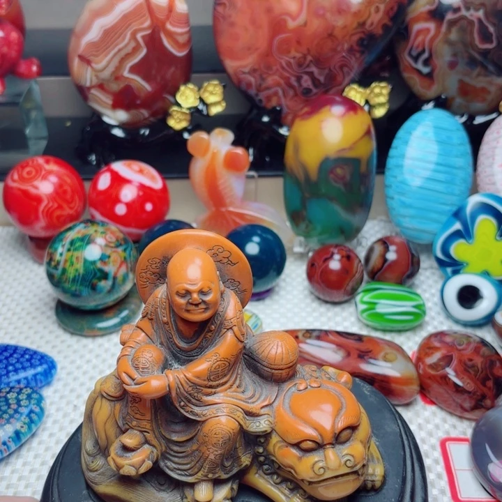 放***刀玛瑙/玉髓未镶嵌珠宝半成品