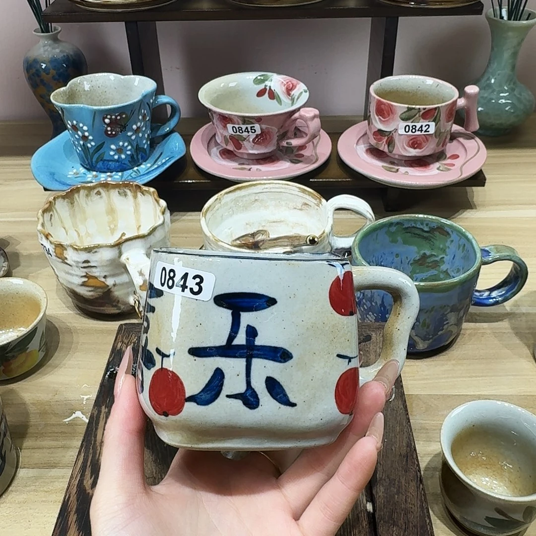 陶摆件哈哈尴尬尴尬个