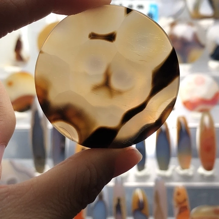 玛瑙/玉髓未镶嵌珠宝半成品63