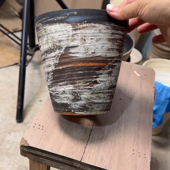 景德镇桌面陶瓷花盆