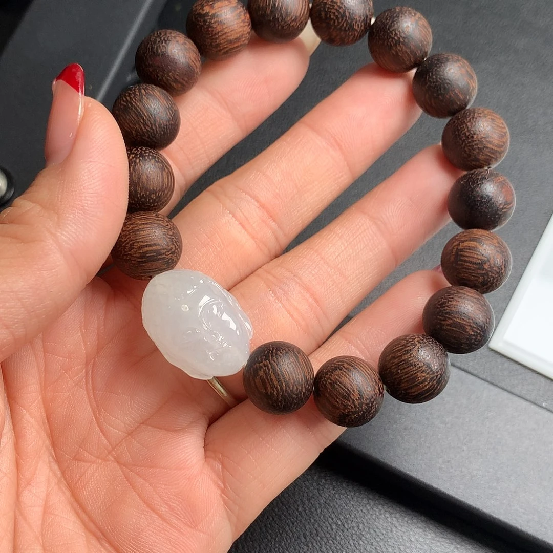 翡翠未镶嵌颈饰手串