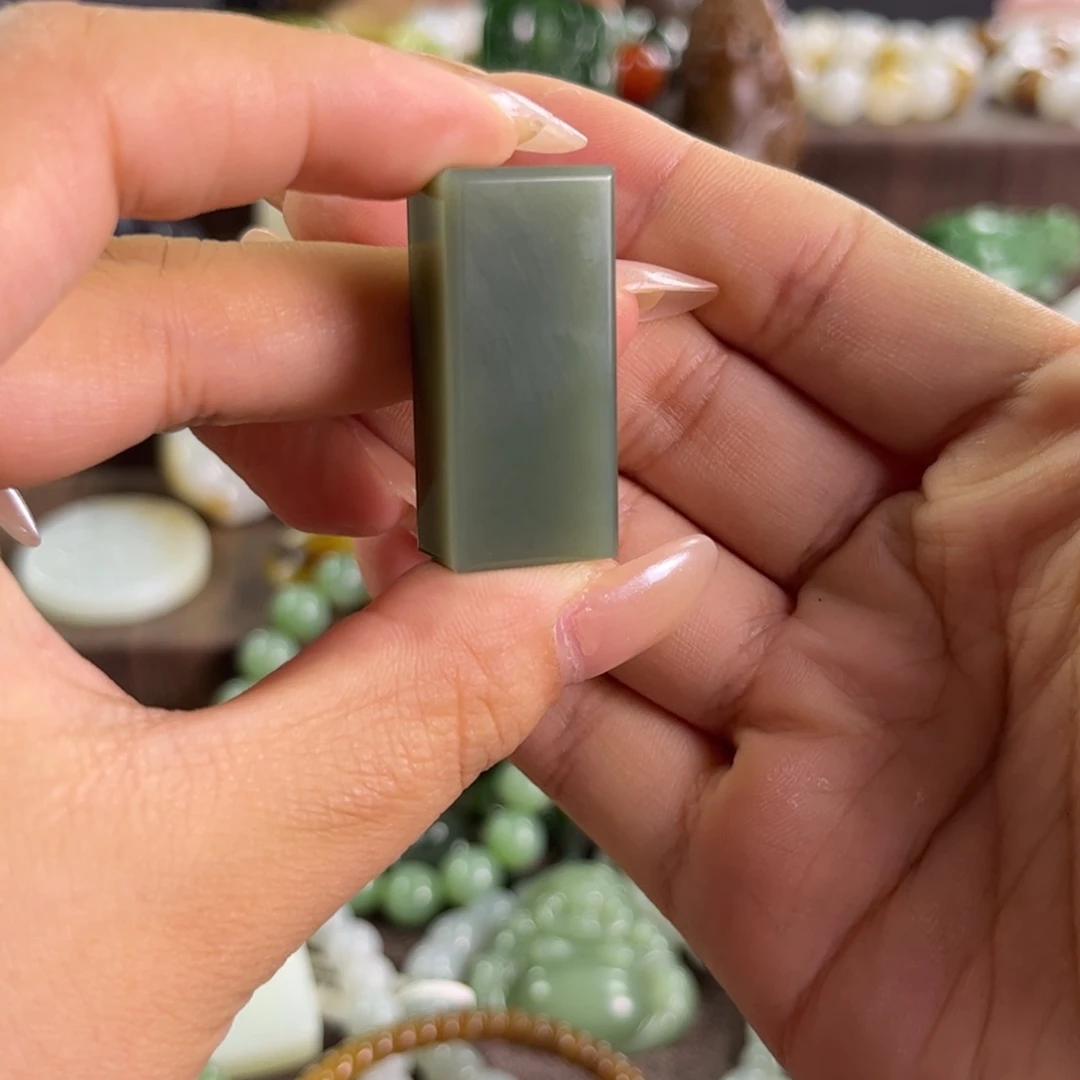 和田玉未镶嵌吊坠(不含链)