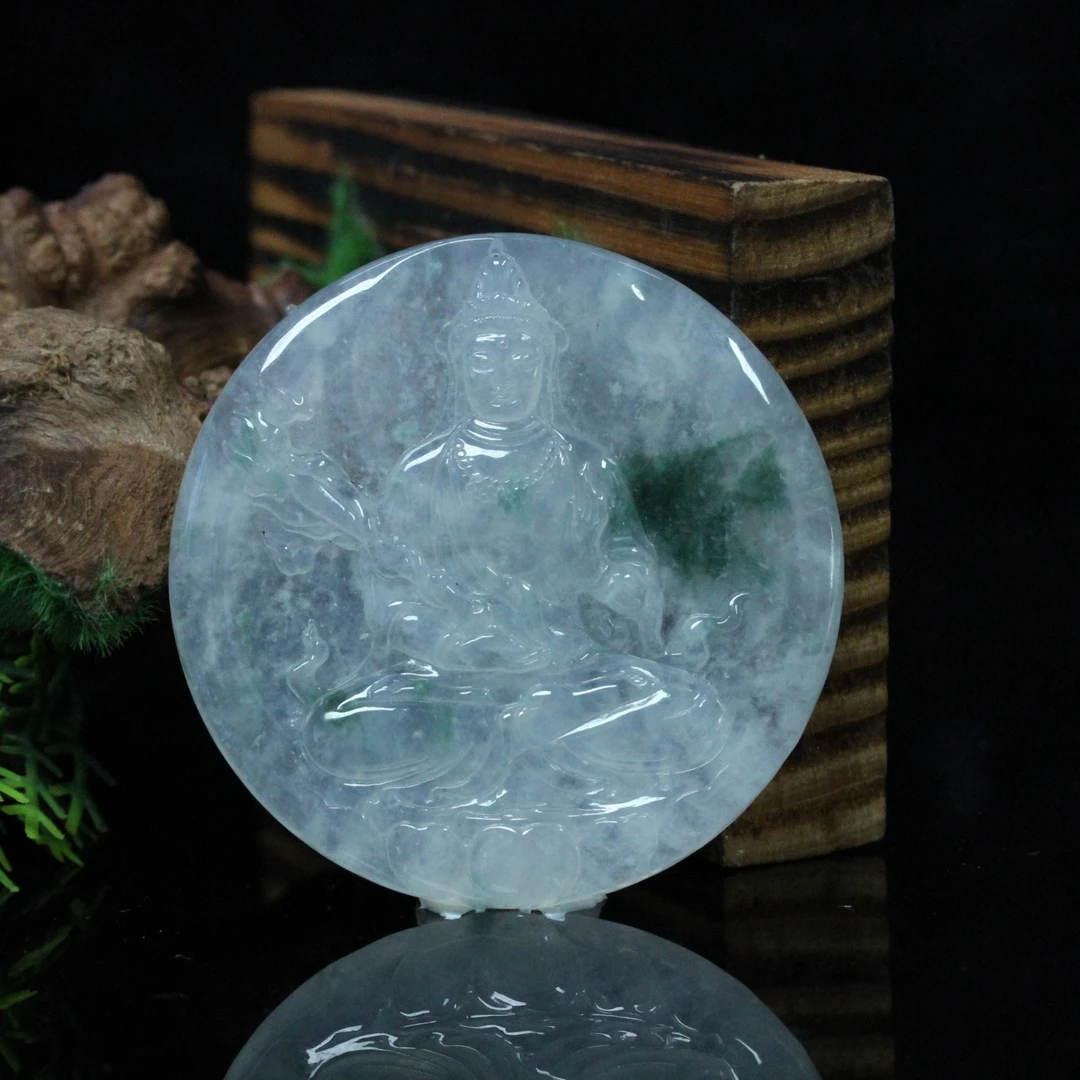 天然缅甸翡翠A货冰飘花永恒慈悲观音圆牌/01035049/拍卖