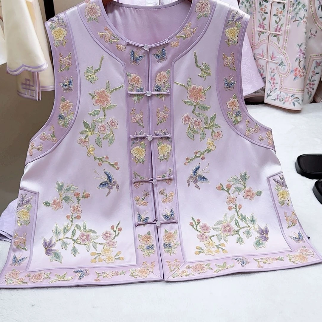 织绣桑蚕丝非遗服饰 马甲