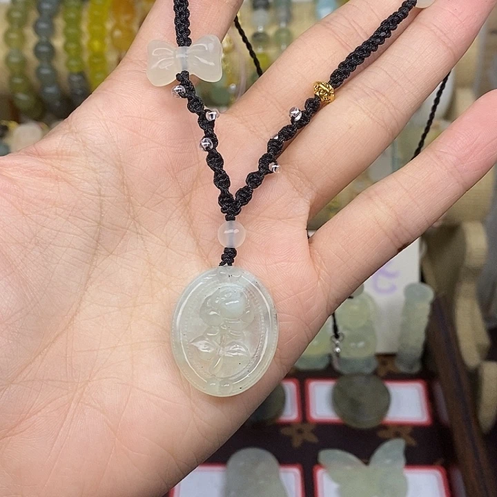 未镶嵌蛇纹石玉项链吊坠