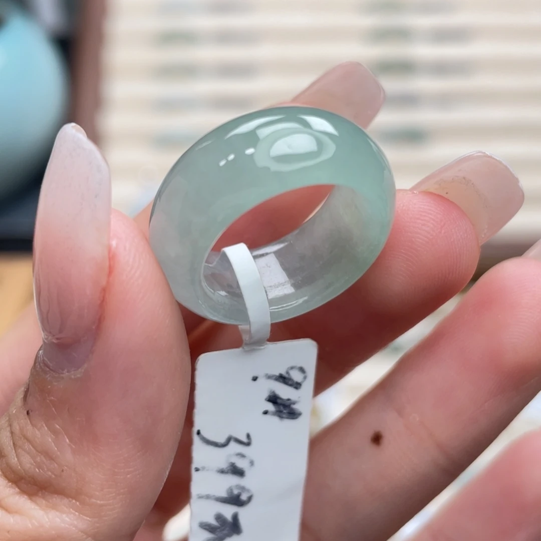翡翠未镶嵌戒圈a19港圈9冰胶蓝绿底小墩墩