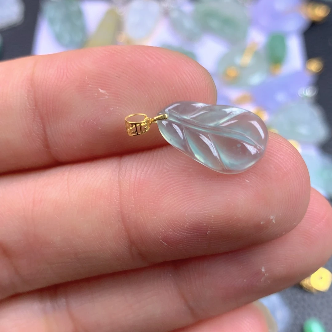 【闪购商品】翡翠18K金镶嵌颈饰翡翠