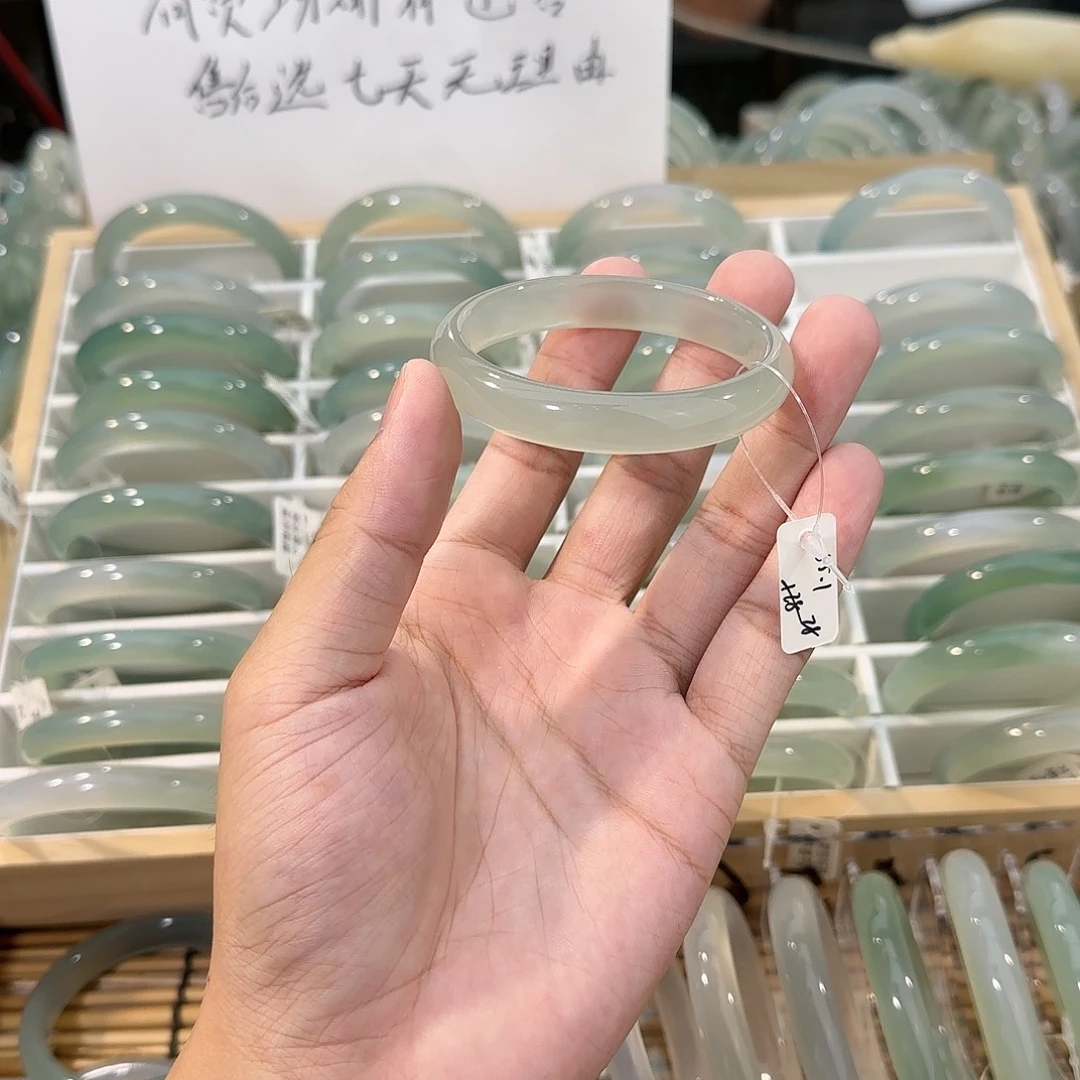 手镯玛瑙/玉髓未镶嵌圈口55.1