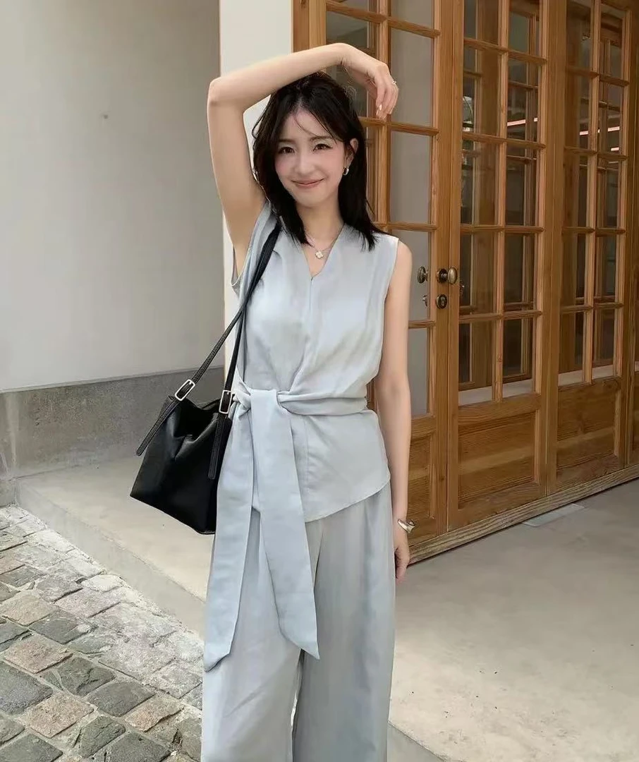 韩系套装高端2025秋季气质静奢风绑带v领无袖背心阔腿裤两件套