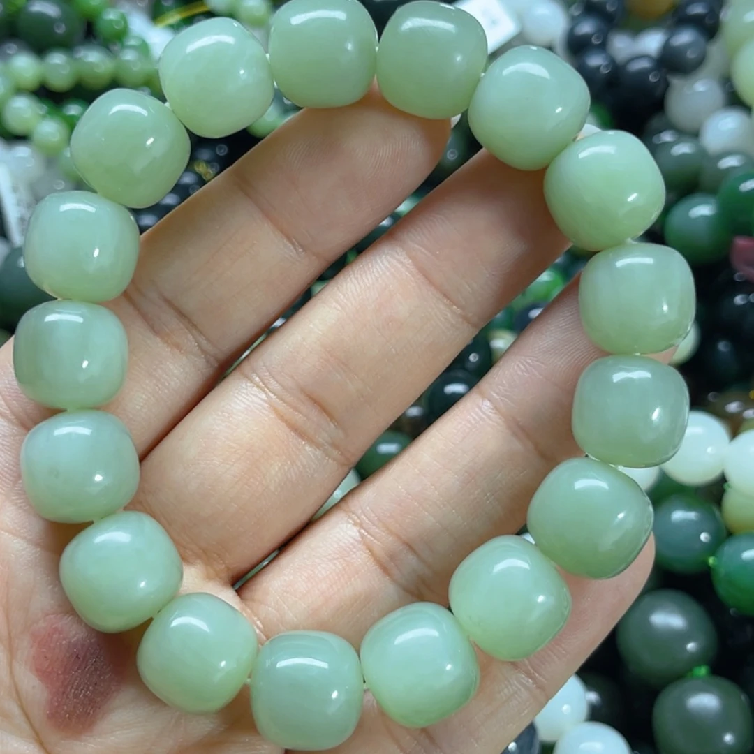 未镶嵌手串和田玉