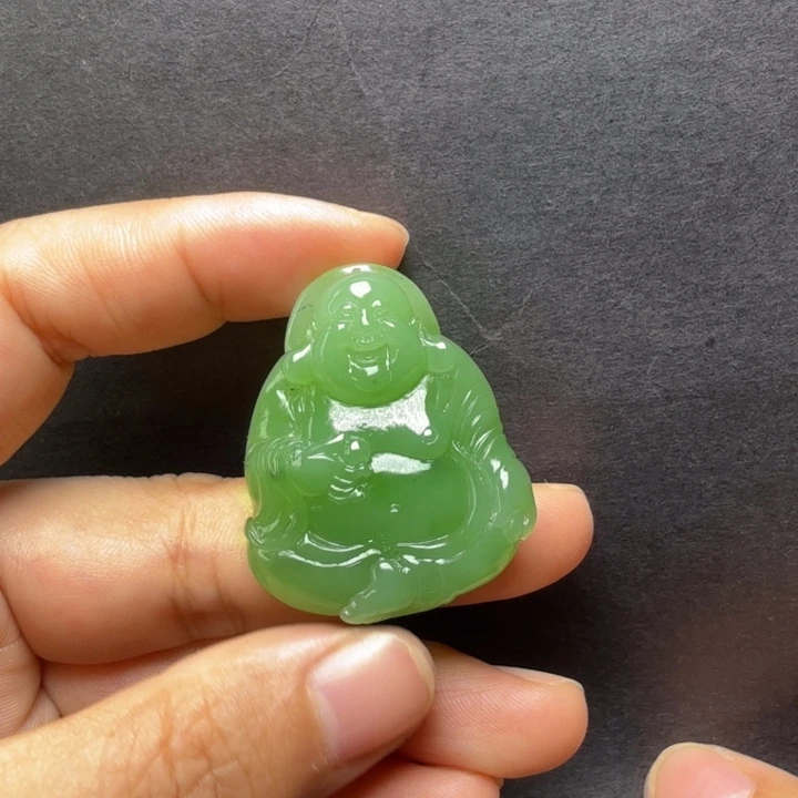 白***雪和田玉（碧玉）未镶嵌颈饰