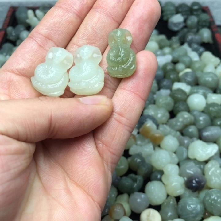 【闪购商品】和田玉颈饰未镶嵌ﾚ***ω