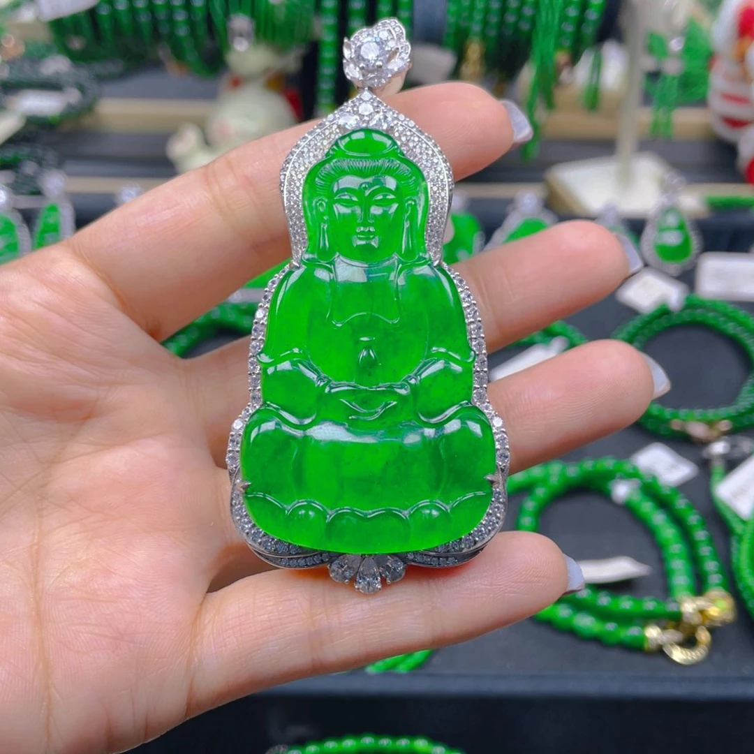 颈饰未镶嵌翡翠大观音