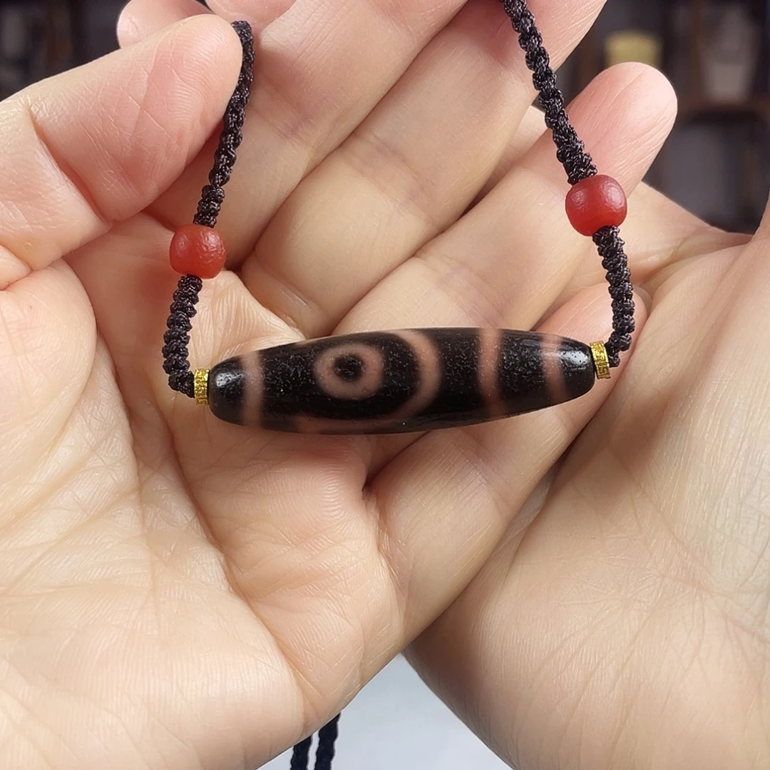 玛瑙/玉髓合金颈饰曲贡