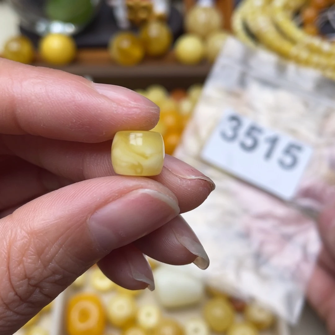 蜜蜡珠宝奇石未镶嵌10