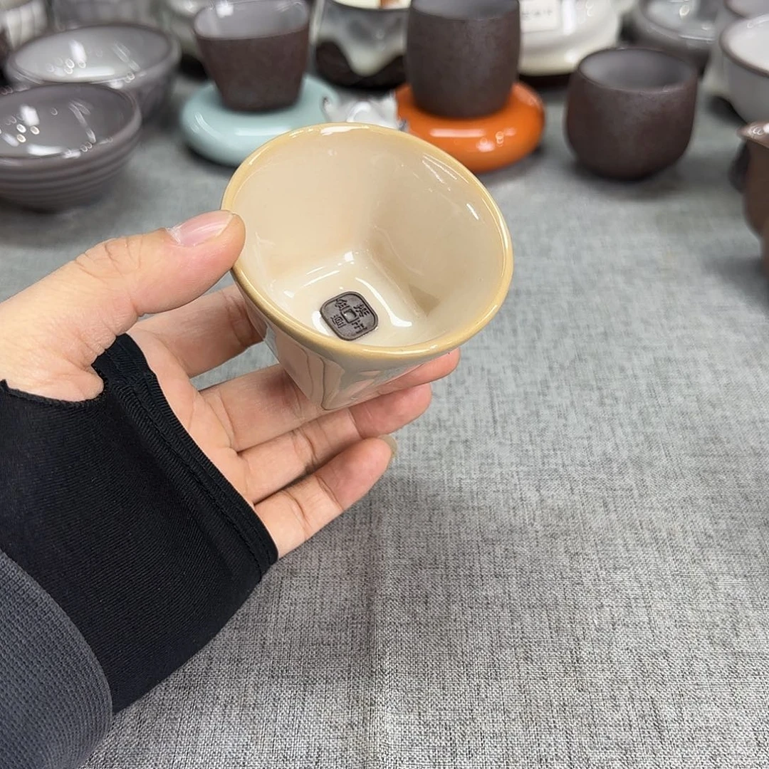 茶器黄先生 正在直播