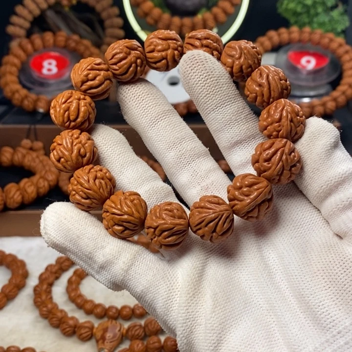 桃核吊坠哈**影秦岭龙纹