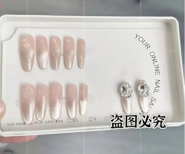 追光猫眼-Hand-paintedclearbow纯手工穿戴甲12片装美甲穿戴甲片