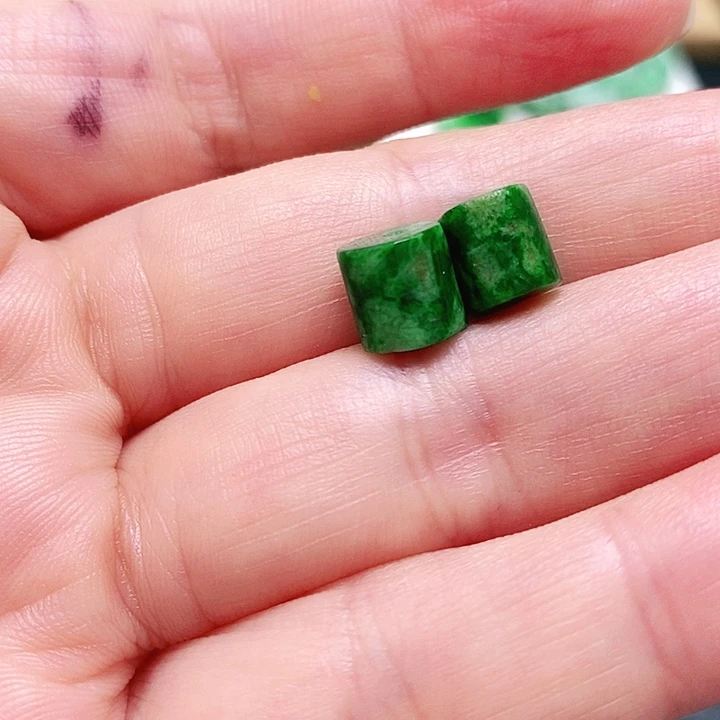 浅***念翡翠未镶嵌耳饰挂件