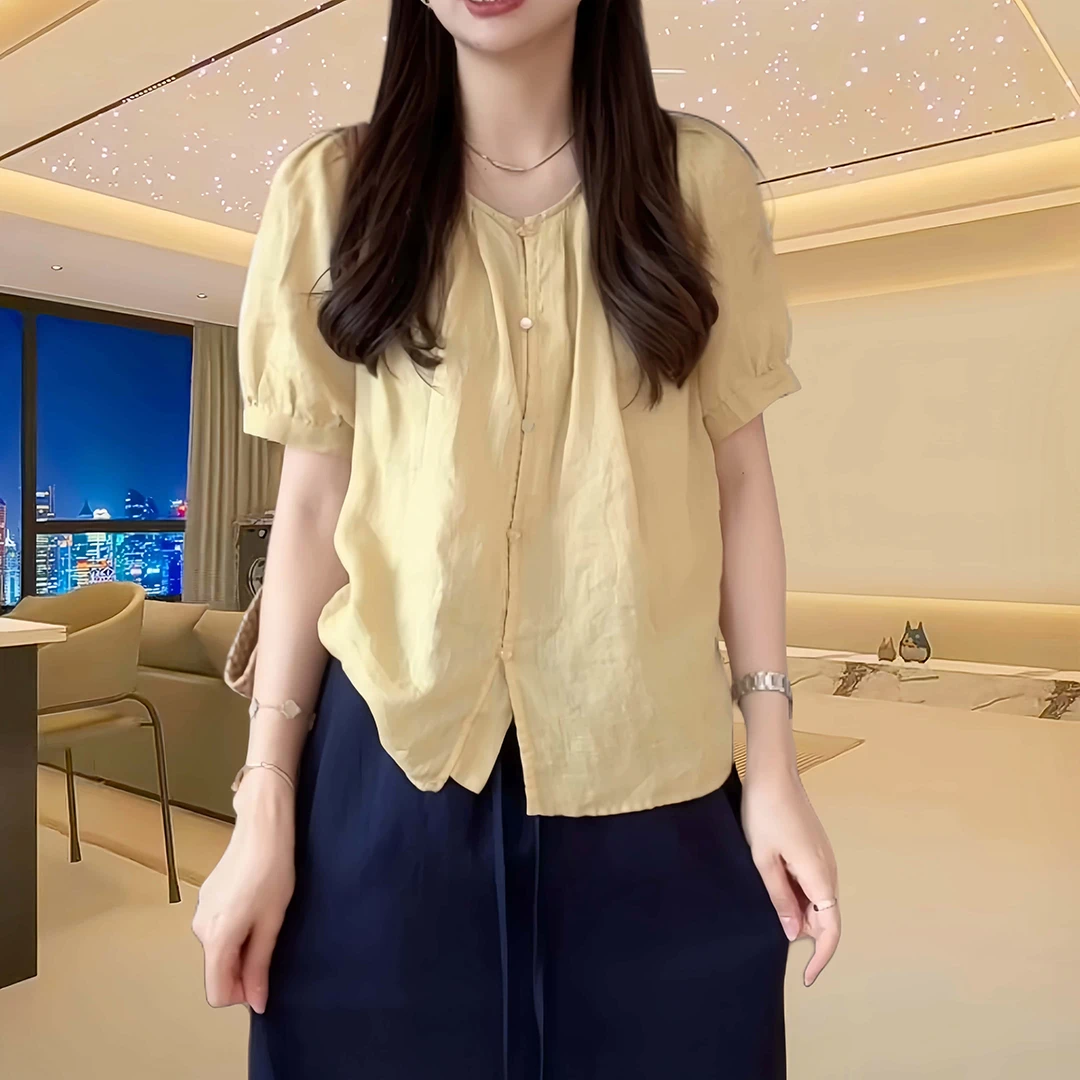 夏季宽松圆领珠扣短袖衬衫女2025休闲时尚百搭舒适甜美小开衫上衣