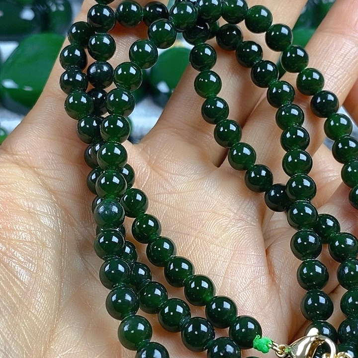 套链未镶嵌和田玉（碧玉）
