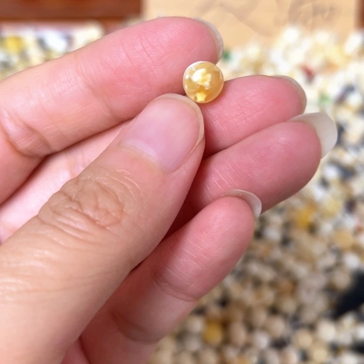 裸石蜜蜡未镶嵌7.1mm一个