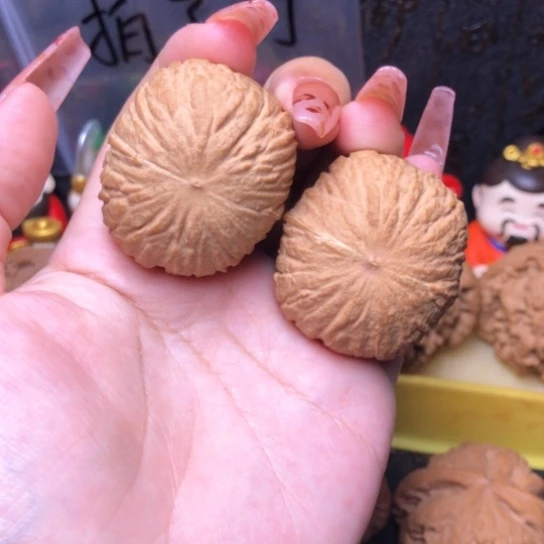 吊坠文玩核桃猴头元宝