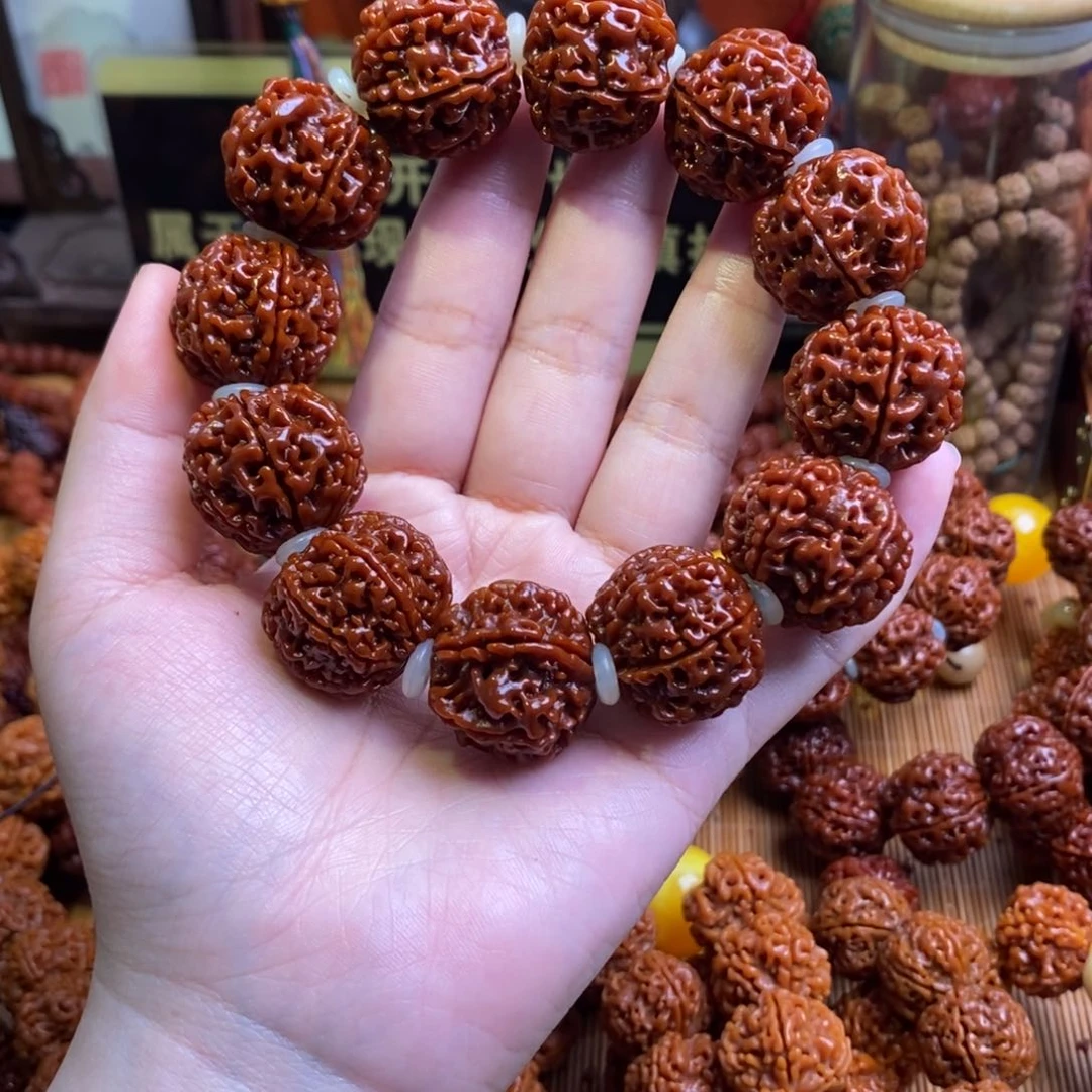 金刚菩提手串絆****塵22236素。