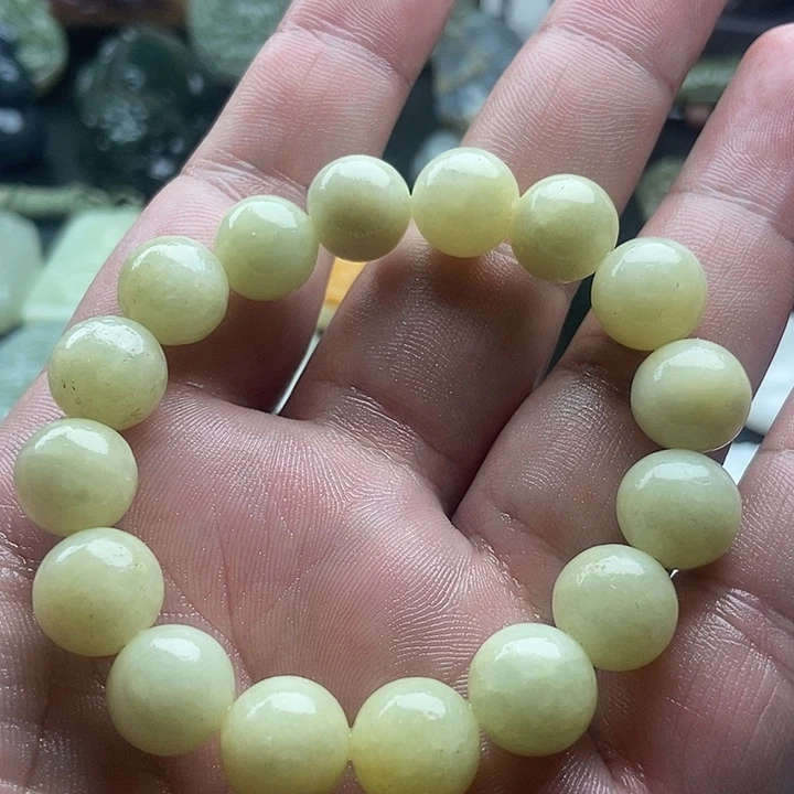 一***汤和田玉未镶嵌颈饰