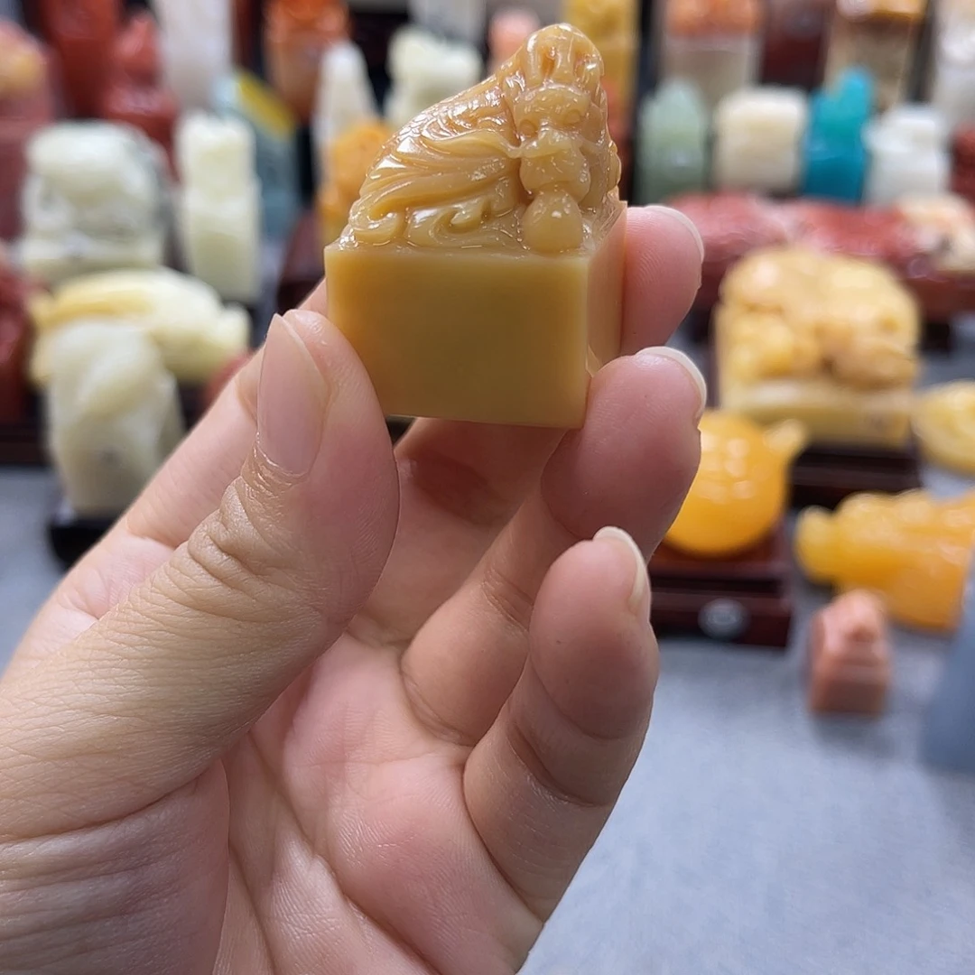 寿山石印石诛**卜4219包邮包刻