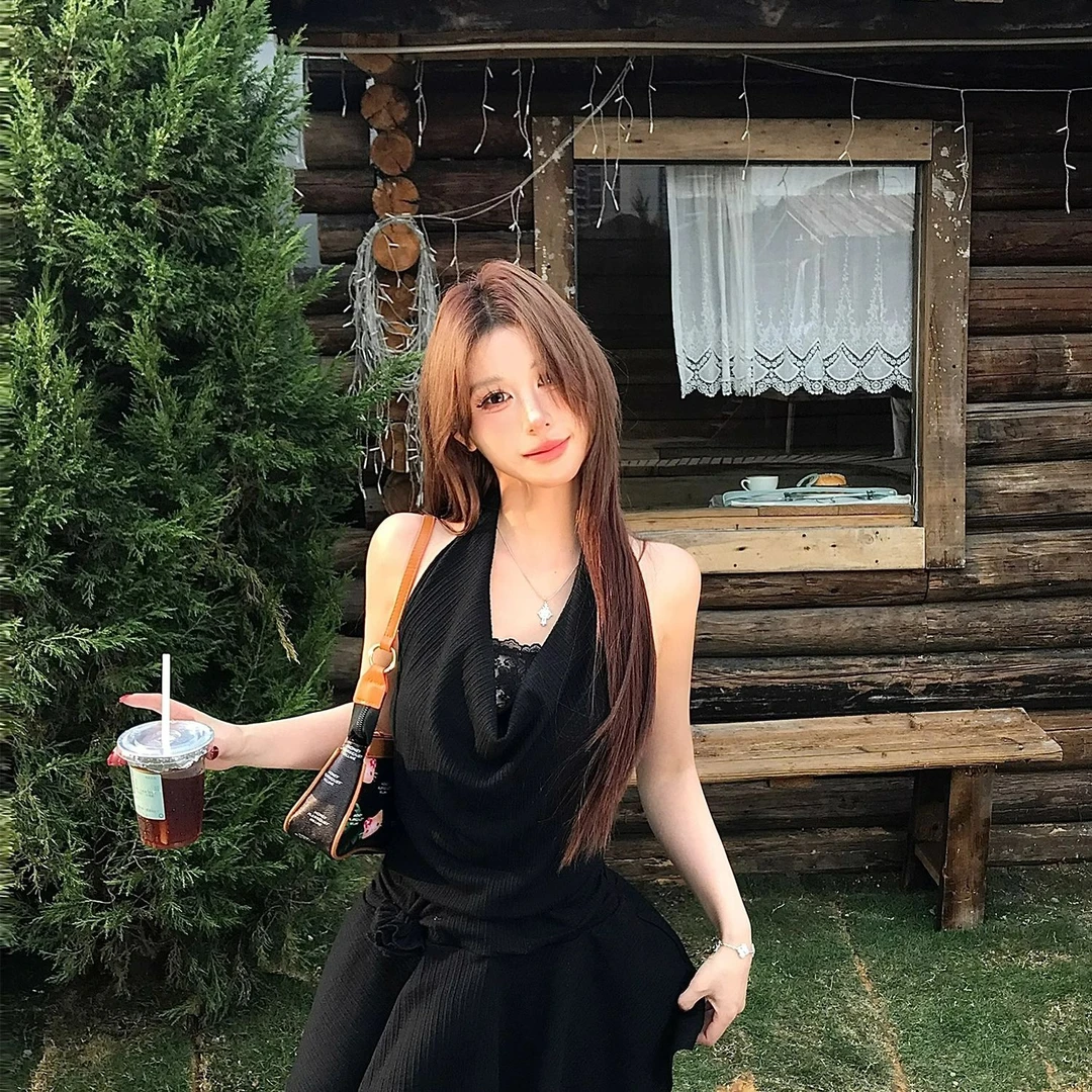 【暗夜精灵】黑色假两件蕾丝连衣裙女夏季小众纯欲风辣妹挂脖裙子