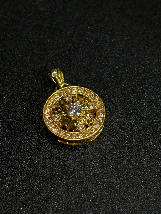 18k金 Au750 吊坠 送链子 b622