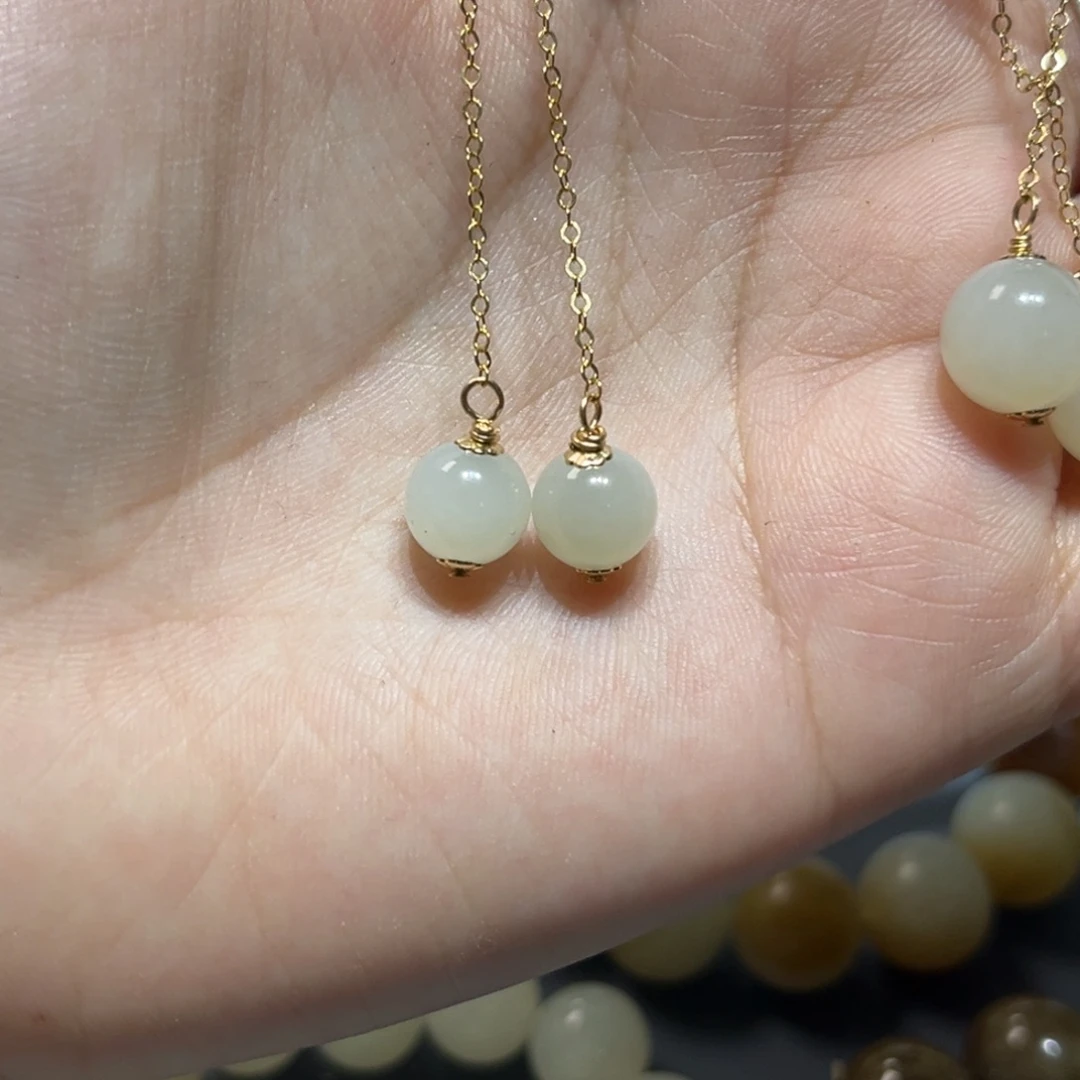 和田玉未镶嵌耳饰