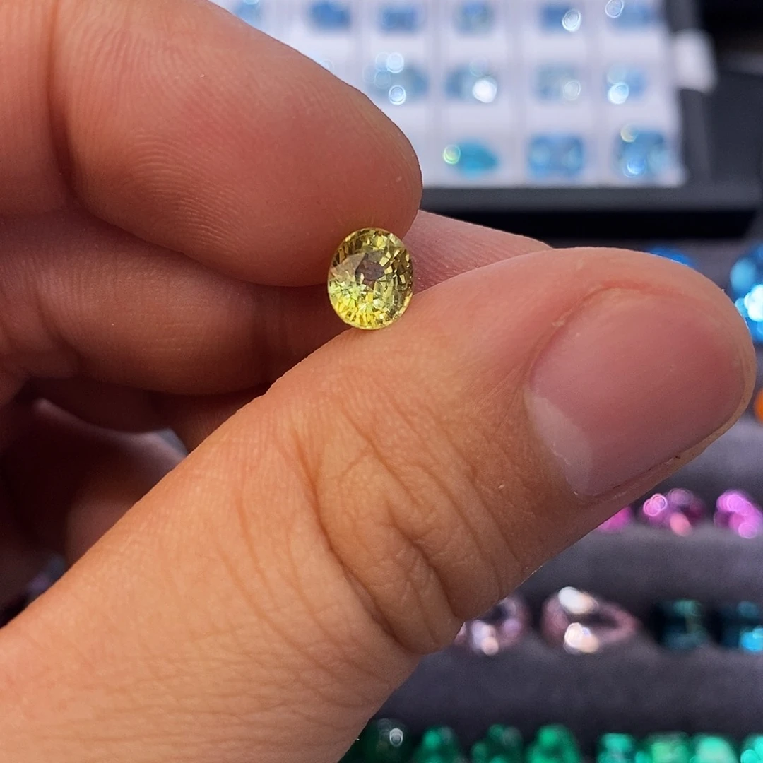 石榴石裸石未镶嵌1.5