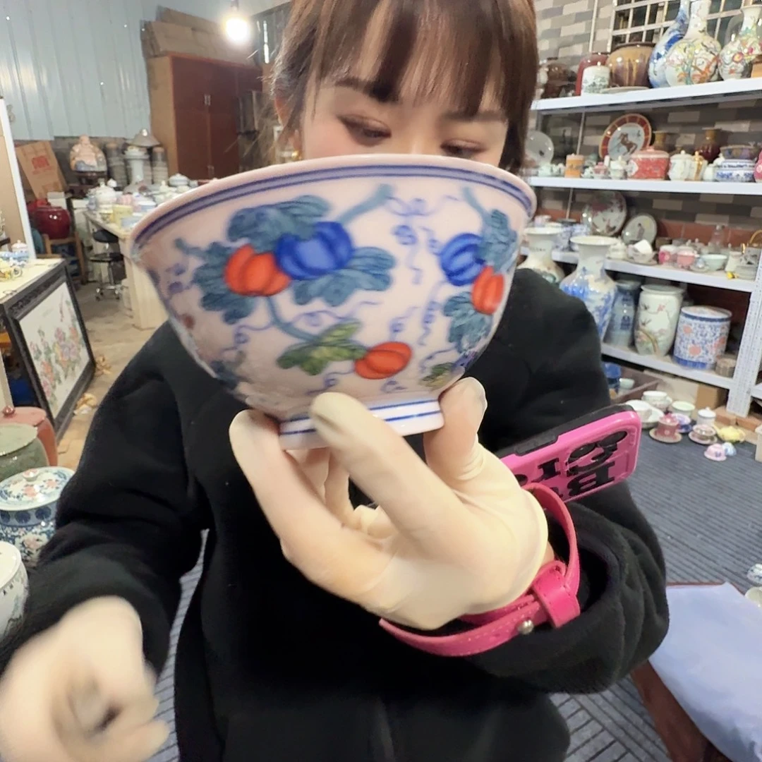 摆件瓷//////景德镇陶瓷瓷器。