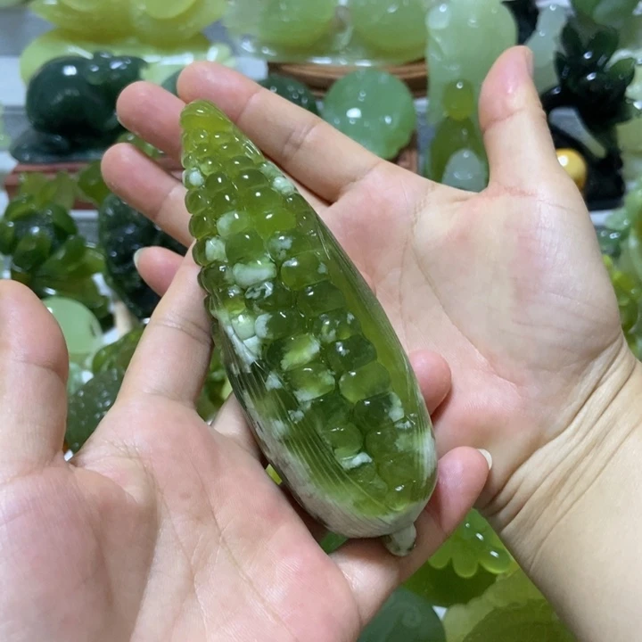 【闪购商品】蛇纹石玉未镶嵌把件盛**年