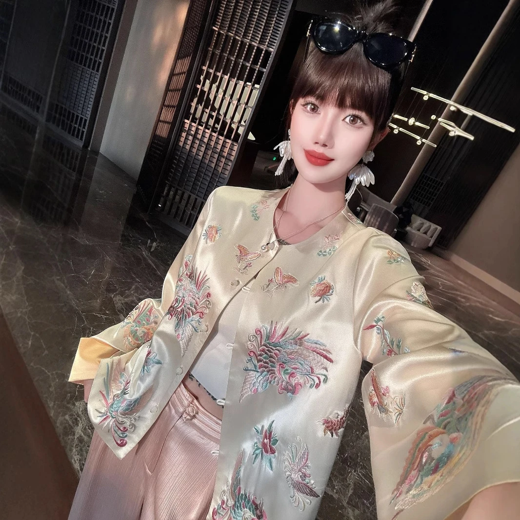 新中式女装重工刺绣上衣外套高级感国潮轻奢设计师短外套中式上衣