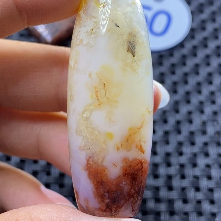 未镶嵌颈饰玛瑙/玉髓寻*