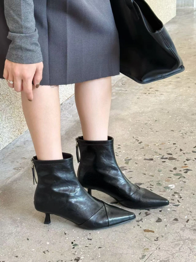 【香姐推荐】【可399-32】秋季时尚新款细高跟短靴软皮尖头法式