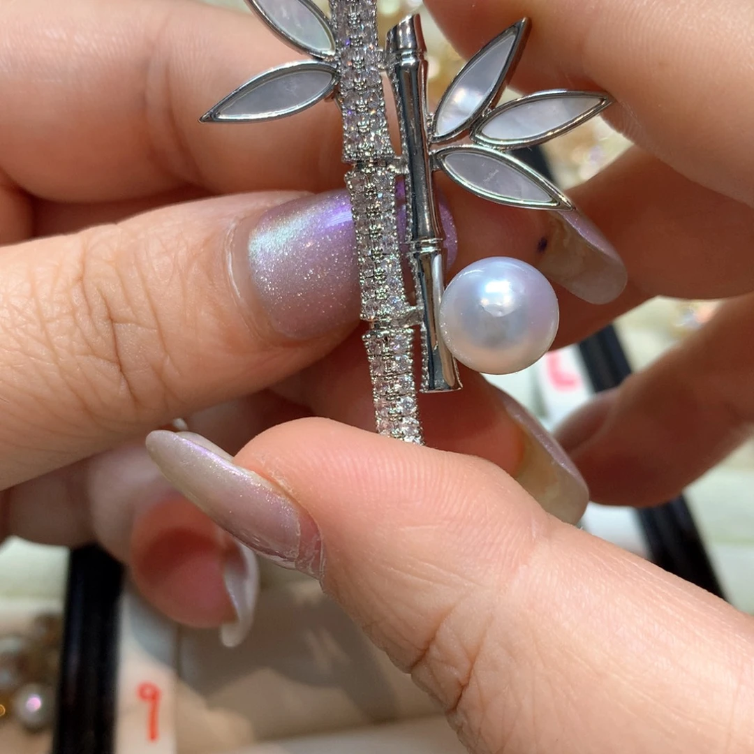 未镶嵌海水珍珠胸饰