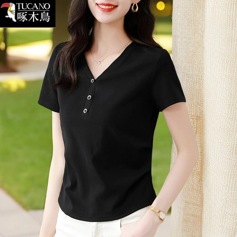 啄木鸟新款夏季短袖V领纽扣设计感t恤2025年休闲百搭显瘦减龄上衣