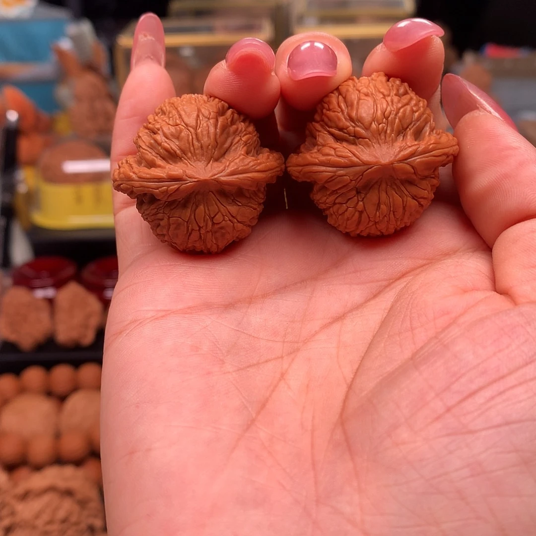 文玩核桃吊坠泥鳅背34